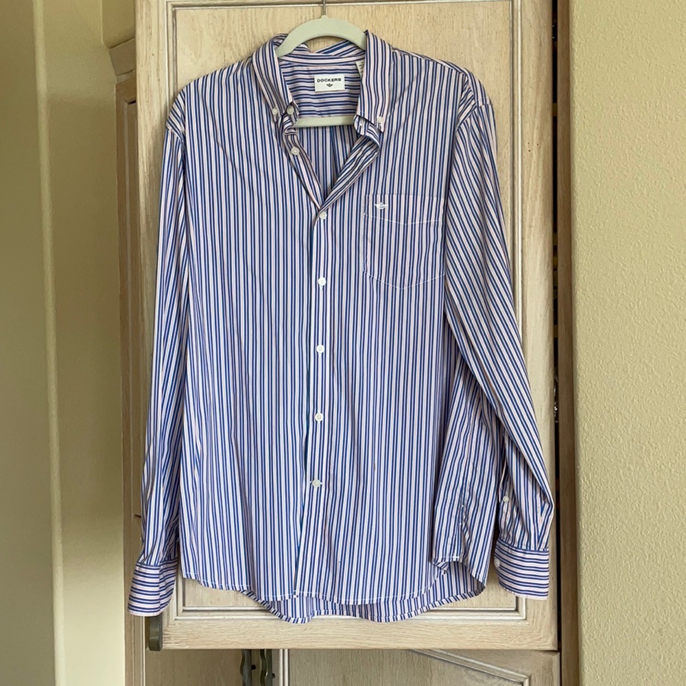 Dockers Men’s Blue and White Striped Dress Shirt